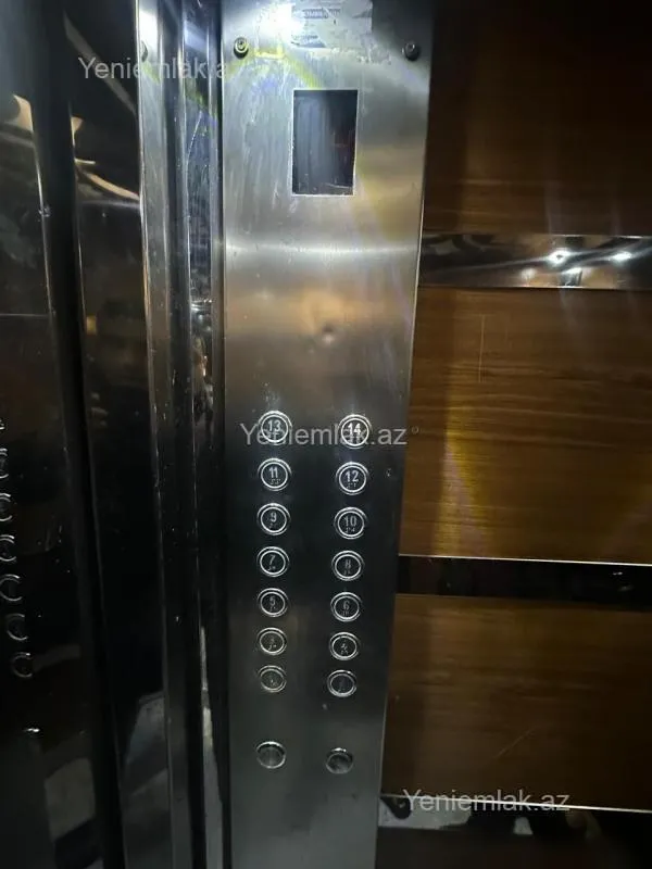 Satılır 3 otaqlı yeni tikili 80 m²