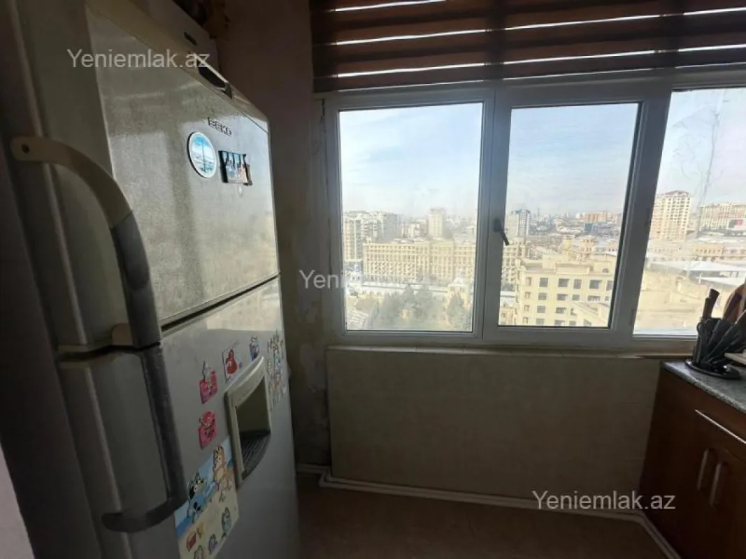 Satılır 3 otaqlı yeni tikili 80 m²