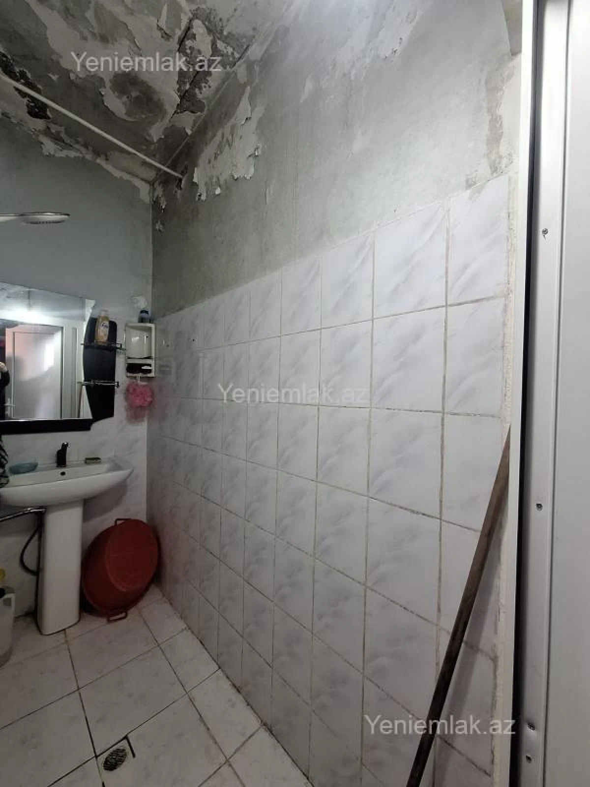 Satılır 2 otaqlı köhnə tikili 48 m²