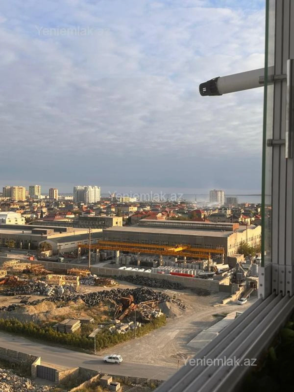 Satılır 3 otaqlı yeni tikili 84 m²