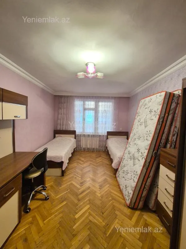 Satılır 3 otaqlı köhnə tikili 65 m²