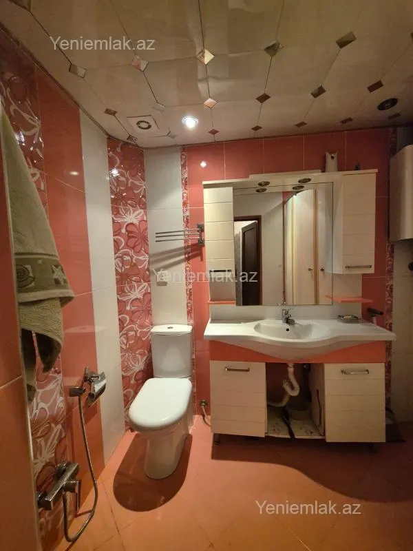 Satılır 3 otaqlı köhnə tikili 65 m²