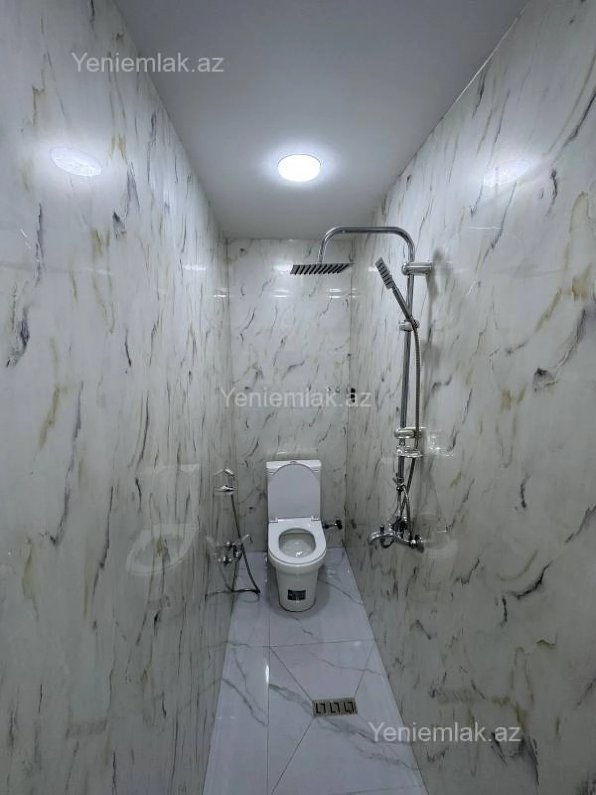 Satılır 3 otaqlı yeni tikili 60 m²