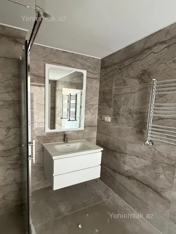 Satılır 3 otaqlı yeni tikili 124 m²