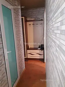 Satılır 1 otaqlı köhnə tikili 36 m²