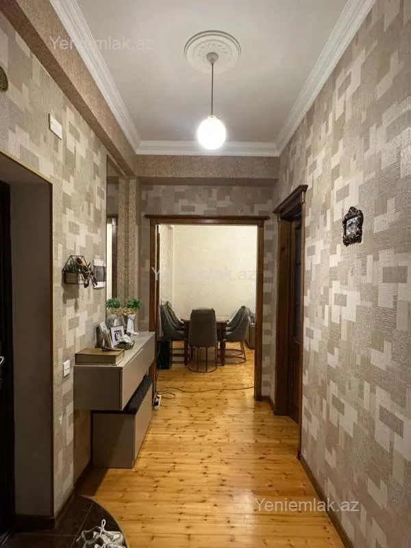Satılır 2 otaqlı yeni tikili 71 m²