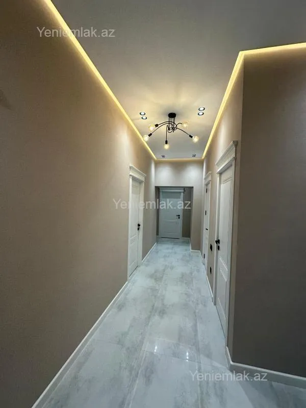 Satılır 3 otaqlı yeni tikili 101 m²