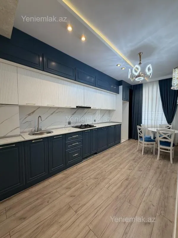 Satılır 3 otaqlı yeni tikili 113 m²