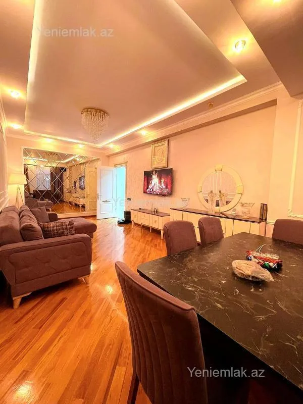 Satılır 2 otaqlı yeni tikili 105.5 m²