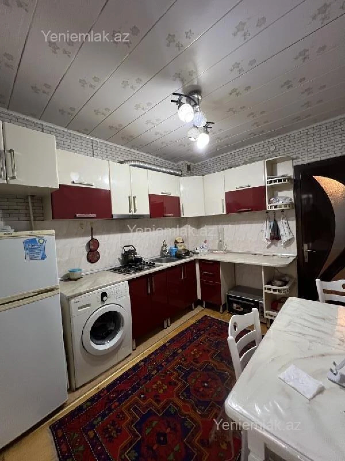 Satılır 3 otaqlı köhnə tikili 87 m²