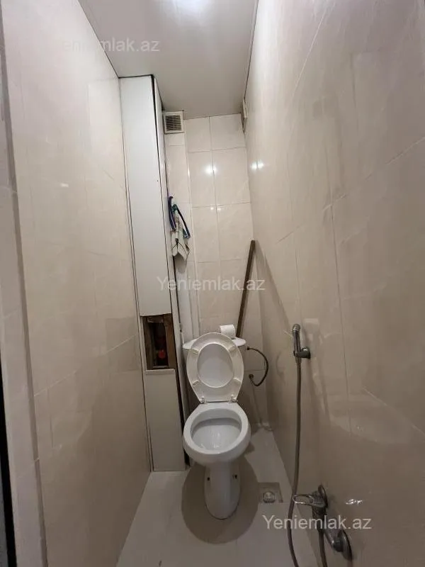 Satılır 3 otaqlı köhnə tikili 87 m²