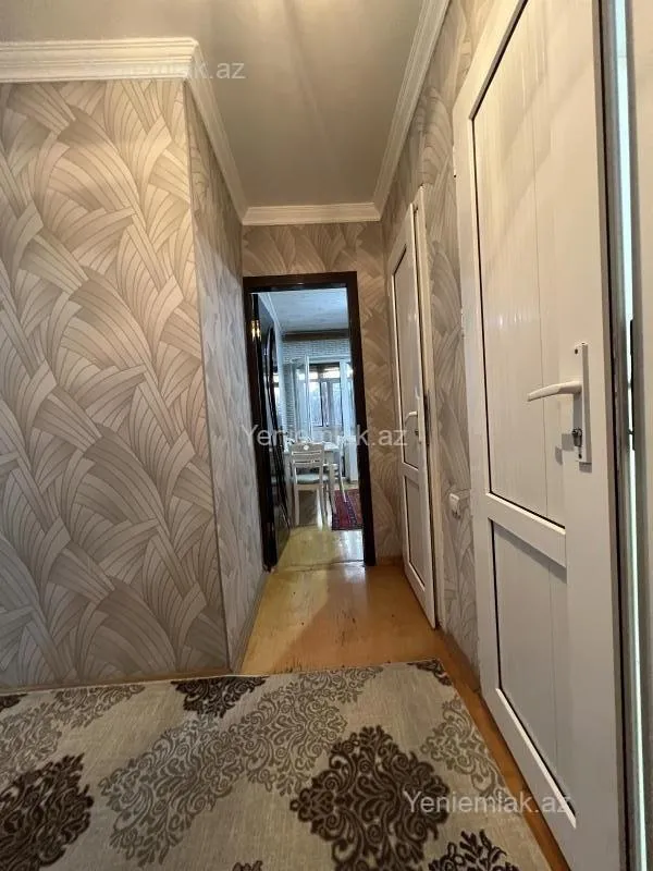Satılır 3 otaqlı köhnə tikili 87 m²