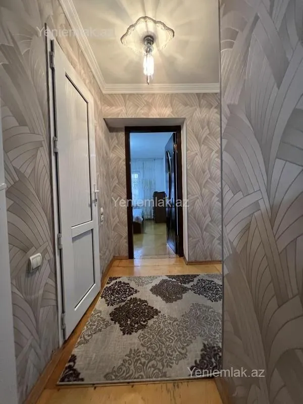 Satılır 3 otaqlı köhnə tikili 87 m²