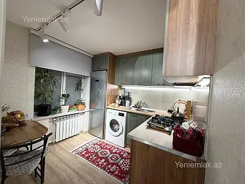 Satılır 1 otaqlı köhnə tikili 40 m²