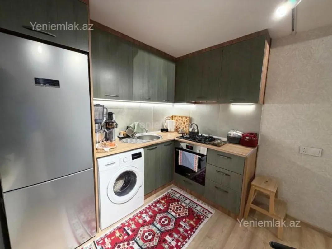 Satılır 1 otaqlı köhnə tikili 40 m²