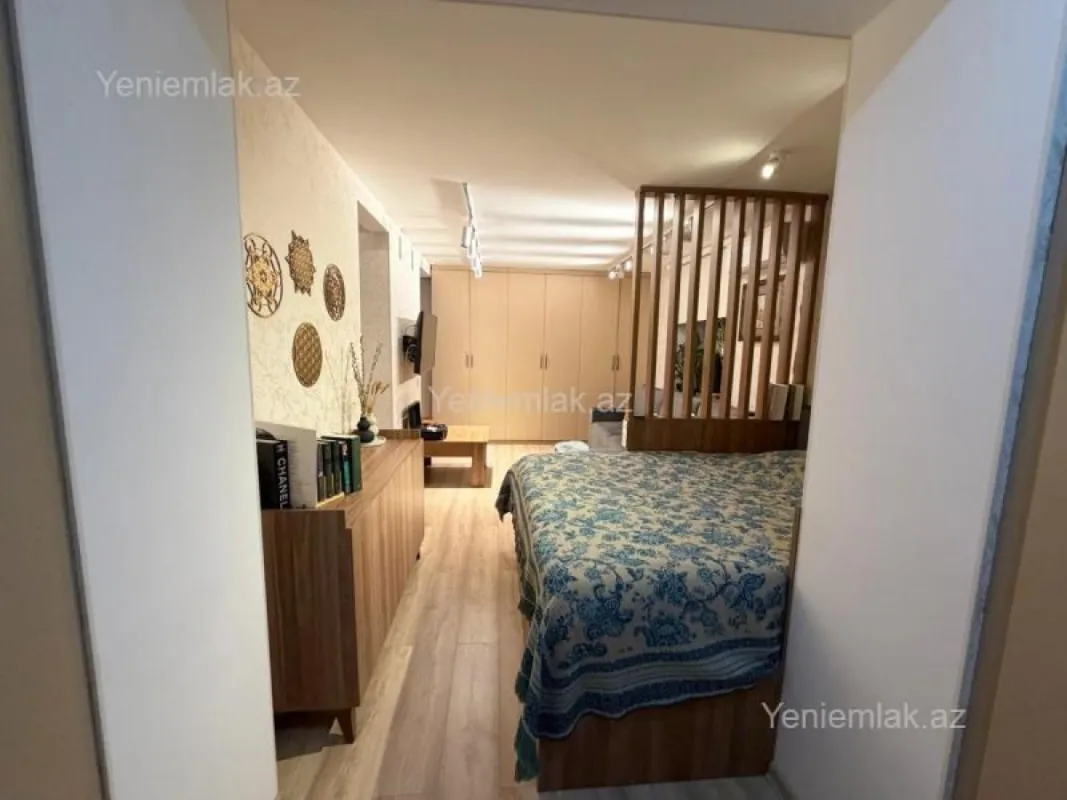 Satılır 1 otaqlı köhnə tikili 40 m²