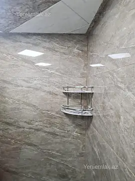 Satılır 2 otaqlı köhnə tikili 65 m²