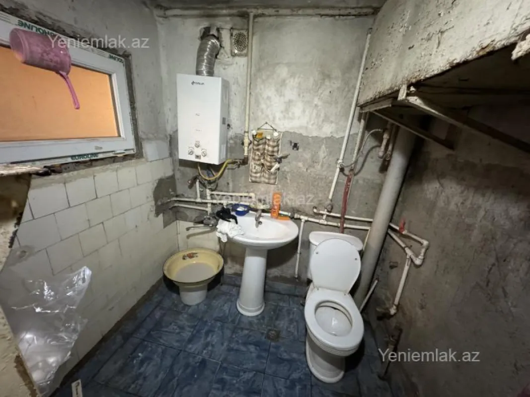 Satılır 2 otaqlı köhnə tikili 45.22 m²