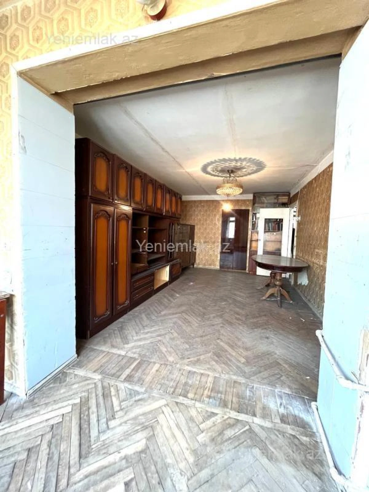 Satılır 3 otaqlı köhnə tikili 70 m²