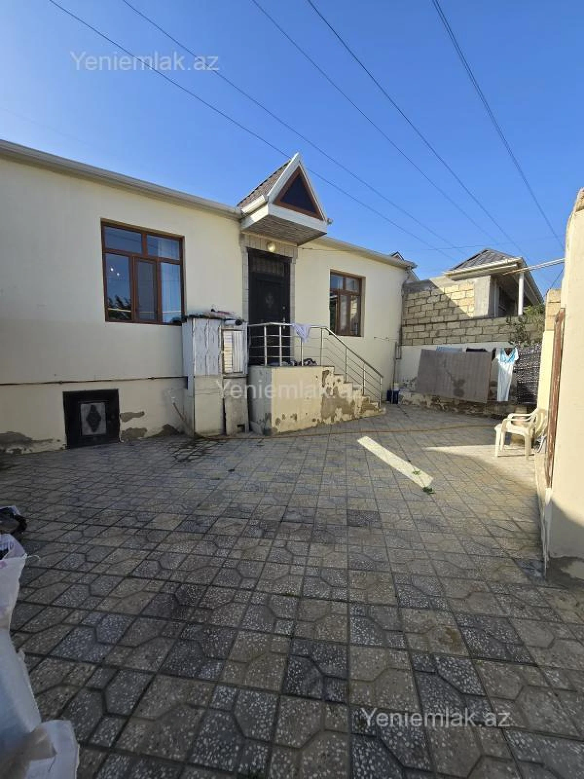Satılır 3 otaqlı həyət evi 100 m²