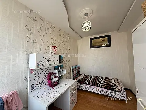Satılır 3 otaqlı yeni tikili 85 m²