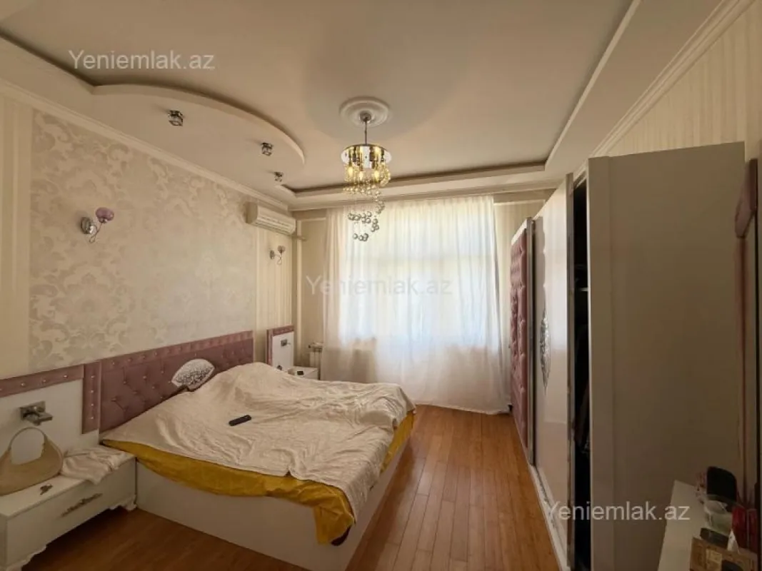 Satılır 3 otaqlı yeni tikili 85 m²