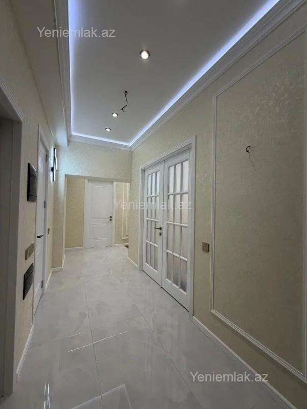 Satılır 3 otaqlı yeni tikili 118 m²