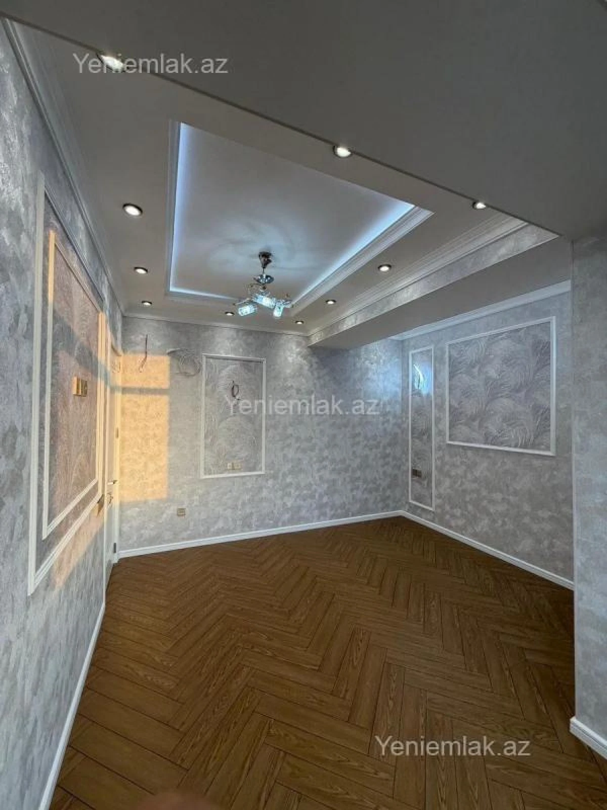 Satılır 3 otaqlı yeni tikili 118 m²