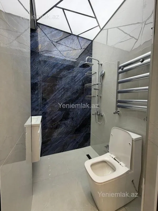 Satılır 3 otaqlı yeni tikili 118 m²