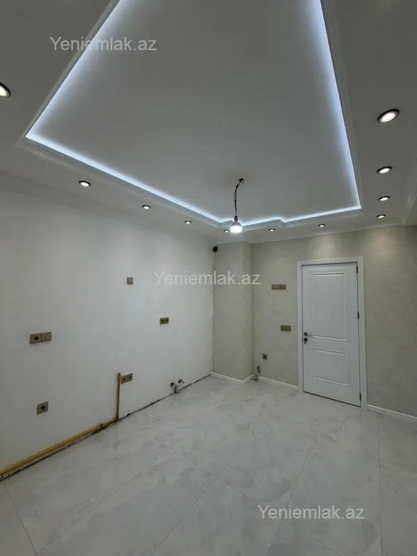 Satılır 3 otaqlı yeni tikili 118 m²