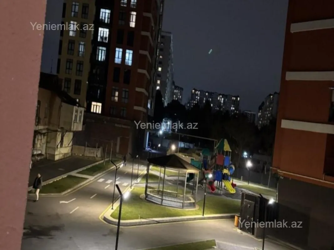 Satılır 3 otaqlı yeni tikili 118 m²