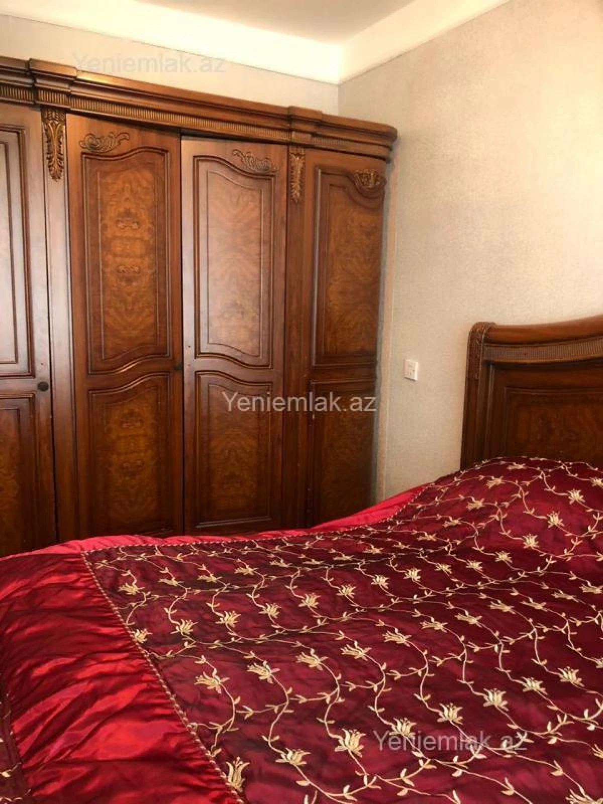 Satılır 2 otaqlı köhnə tikili 60 m²