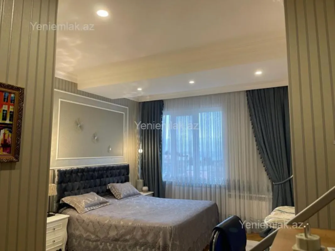 Satılır 4 otaqlı yeni tikili 168 m²