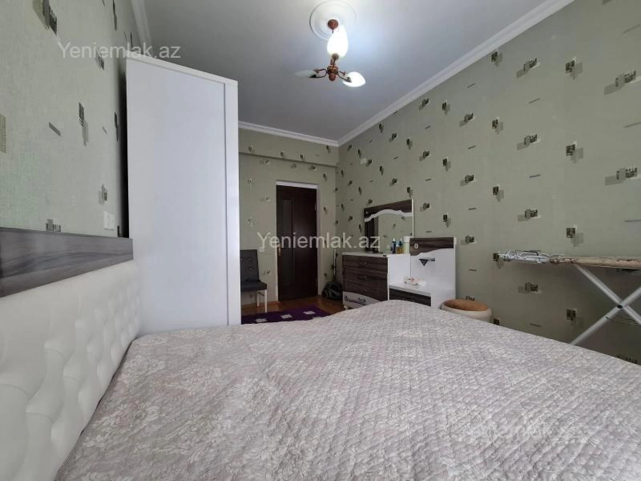 Satılır 2 otaqlı yeni tikili 91 m²