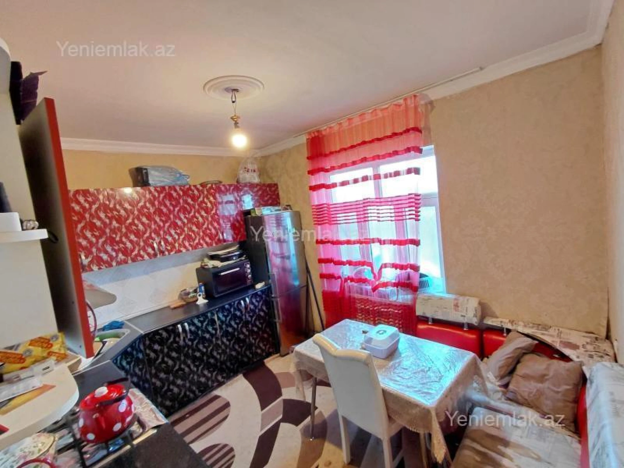 Satılır 2 otaqlı köhnə tikili 58 m²