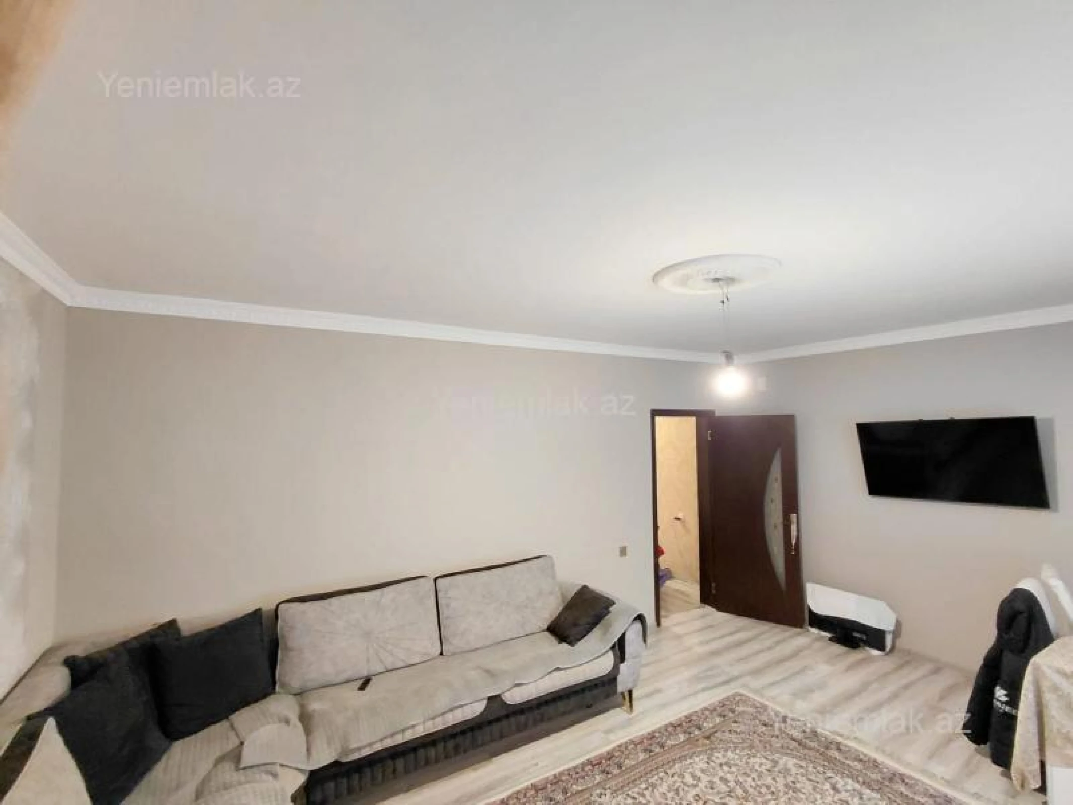 Satılır 2 otaqlı köhnə tikili 58 m²