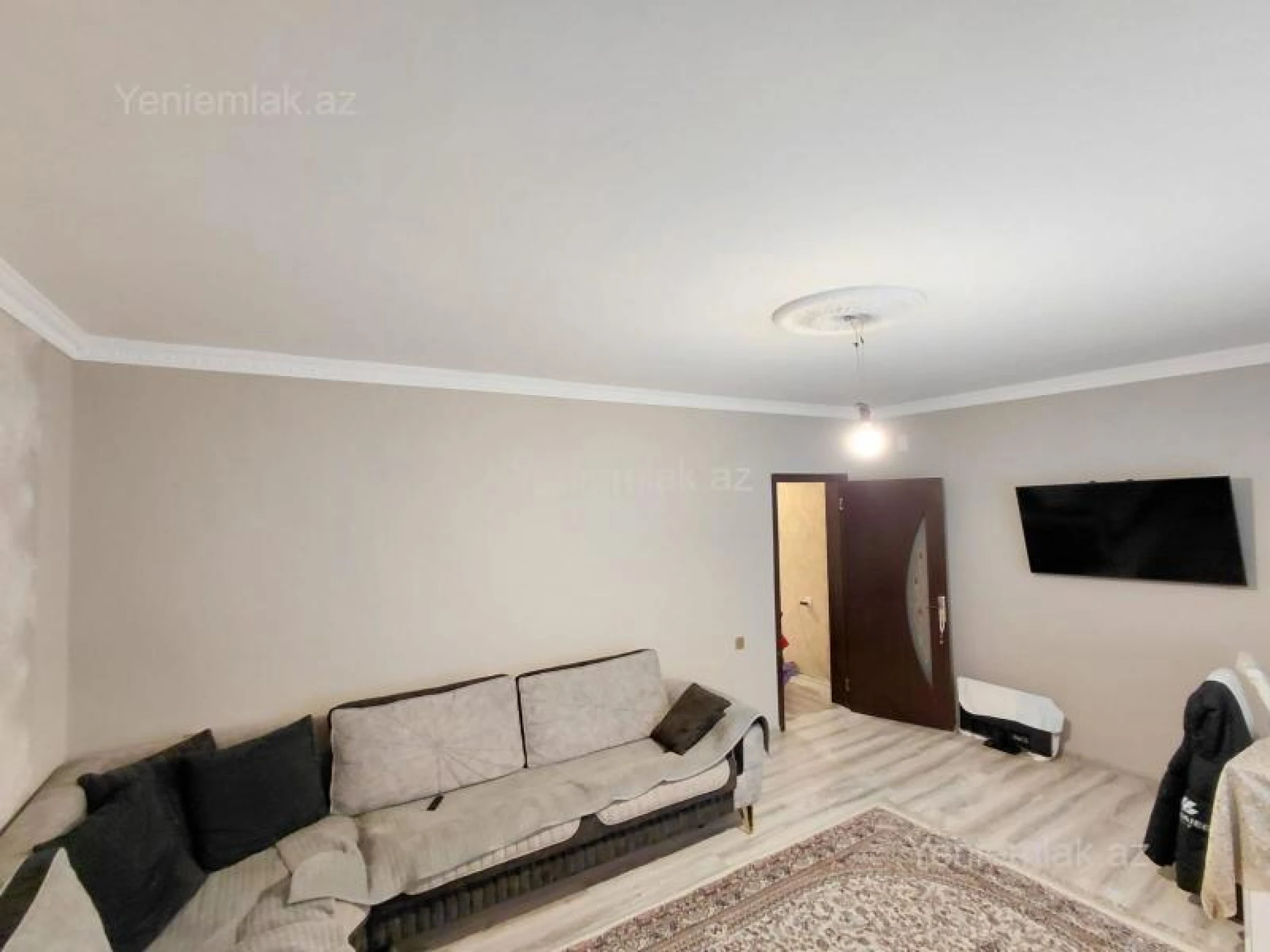 Satılır 2 otaqlı köhnə tikili 58 m²