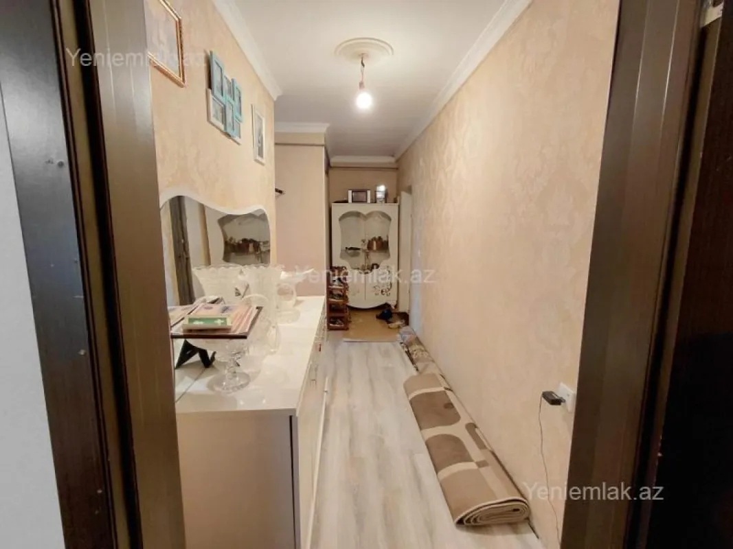 Satılır 2 otaqlı köhnə tikili 58 m²