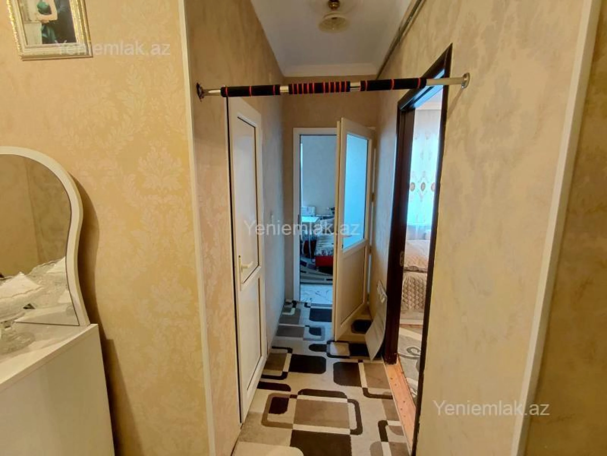 Satılır 2 otaqlı köhnə tikili 58 m²