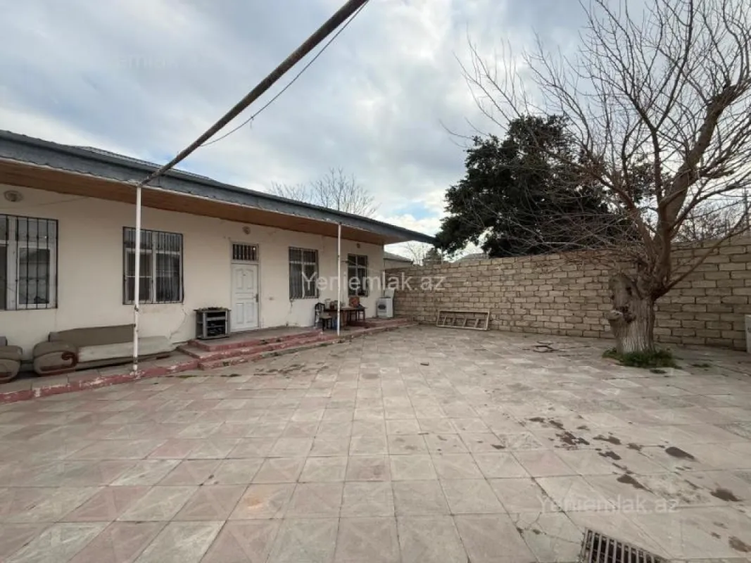 Satılır 3 otaqlı həyət evi 100 m²