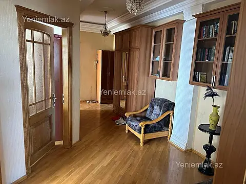 Satılır 3 otaqlı yeni tikili 127 m²