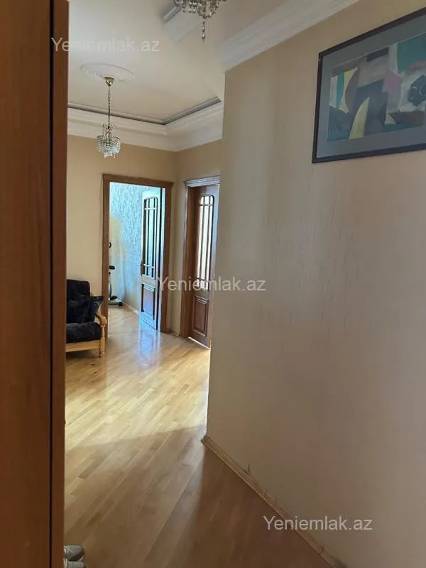 Satılır 3 otaqlı yeni tikili 127 m²