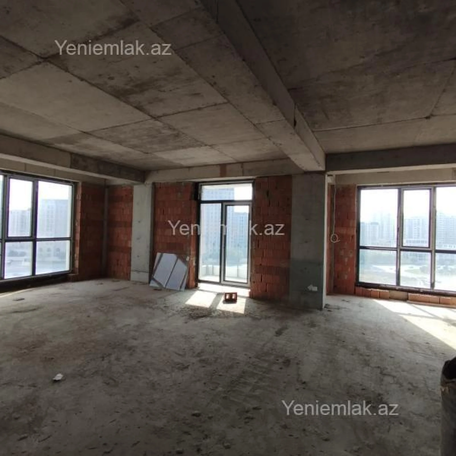 Satılır 3 otaqlı yeni tikili 97.93 m²