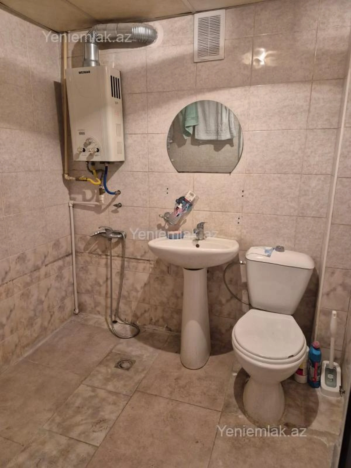 Satılır 1 otaqlı köhnə tikili 35 m²