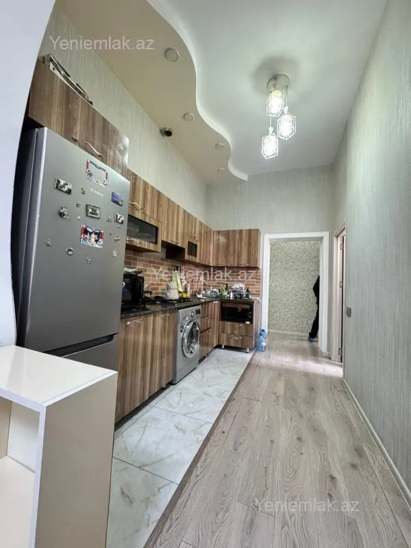 Satılır 3 otaqlı yeni tikili 73 m²