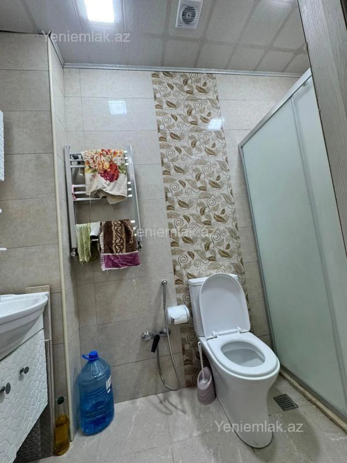 Satılır 3 otaqlı yeni tikili 73 m²