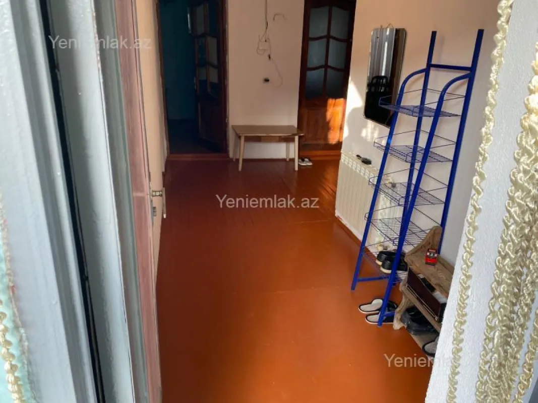Satılır 6 otaqlı həyət evi 171 m²