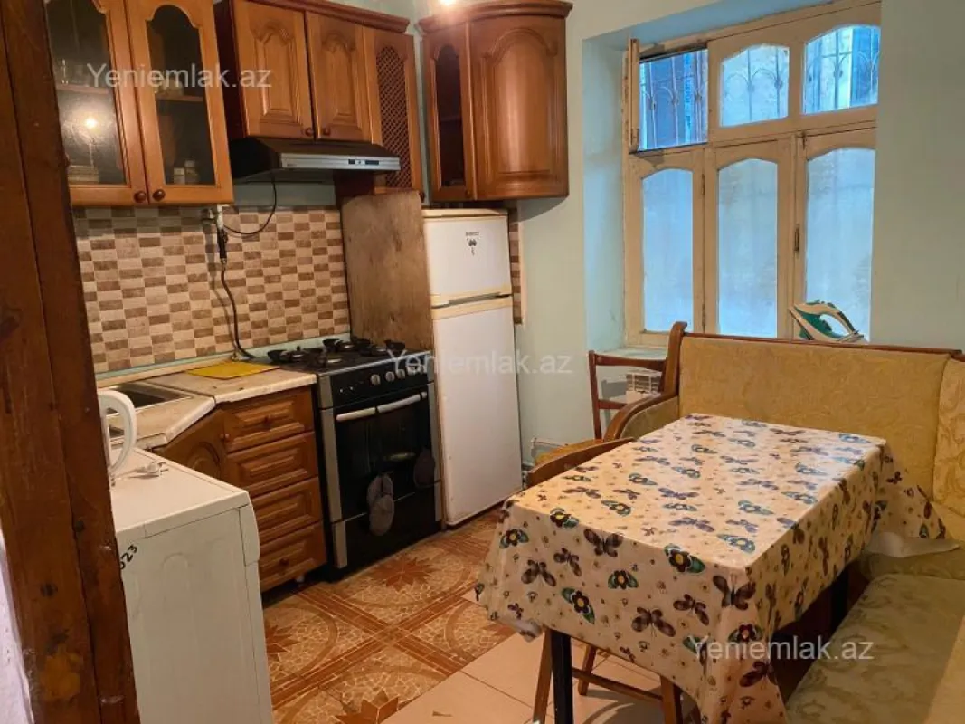 Satılır 6 otaqlı həyət evi 171 m²