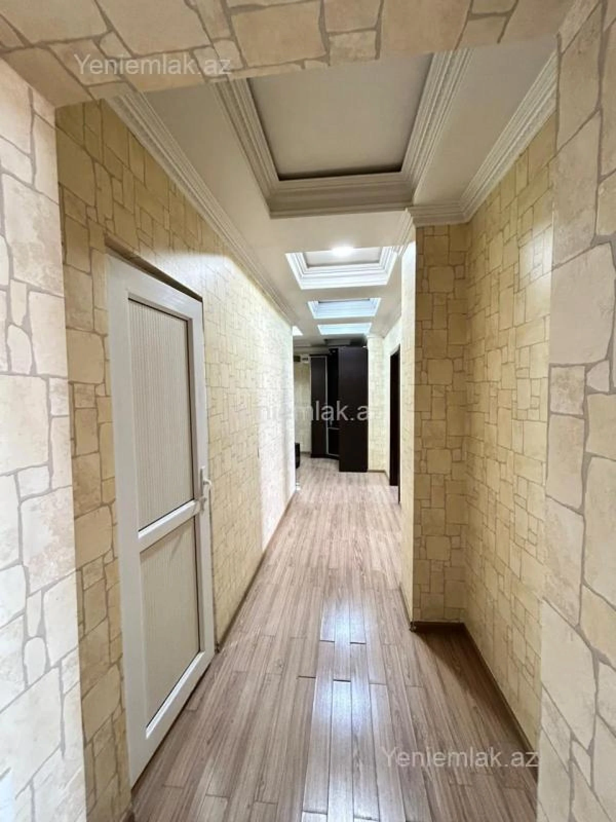 Satılır 2 otaqlı yeni tikili 90 m²