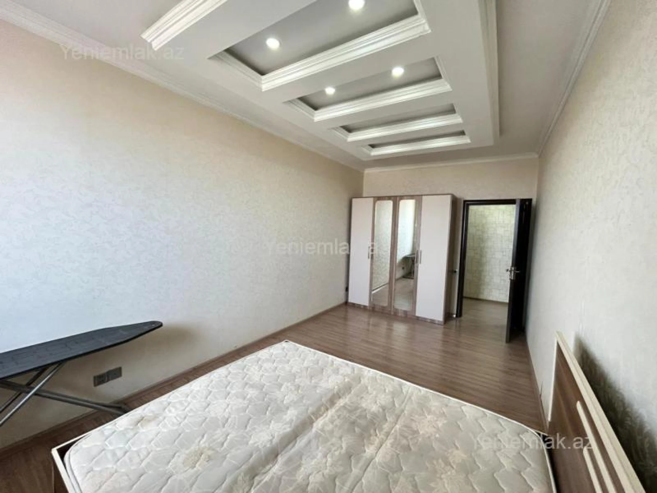 Satılır 2 otaqlı yeni tikili 90 m²